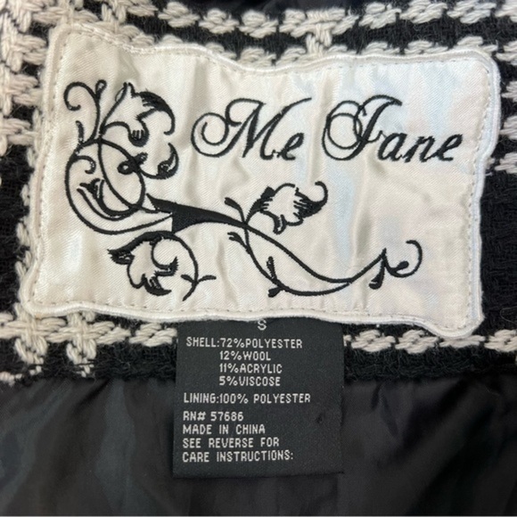 Me Jane Textured Plaid Belted jacket Black White Buttons size small - Picture 7 of 10